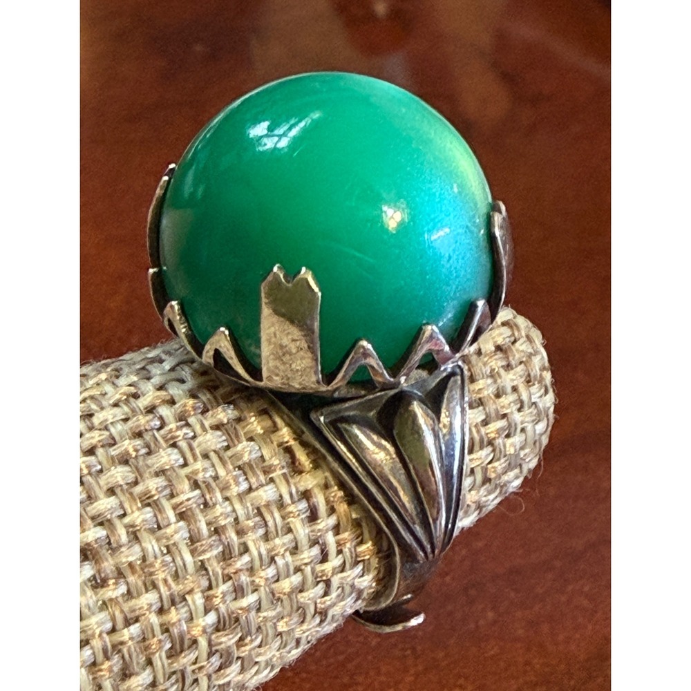 Sterling Silver Luminescent Faux GREEN Cats Eye Cabochon Adjustable Ring